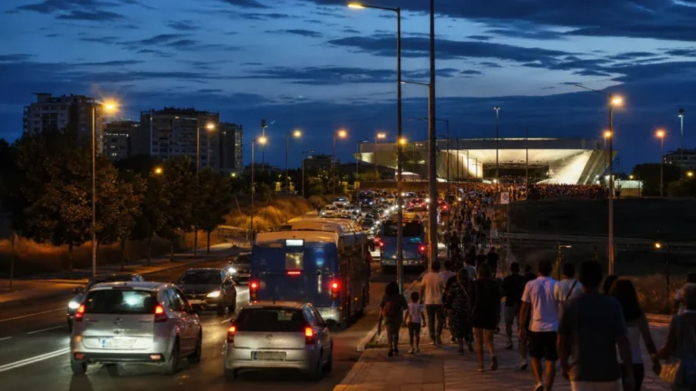 Tráfico en Madrid junto al recinto de los conciertos de Shakira