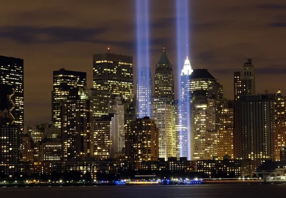 11-S en Nueva York: las columnas de Tribute in Light iluminan el cielo de Manhattan