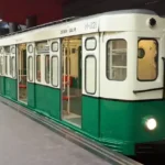 Trenes históricos de Metro de Madrid expuestos en la estación de Chamartín