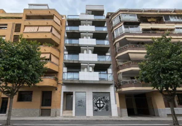 Edificio de nueve viviendas públicas en Benidorm destinado a alquiler asequible